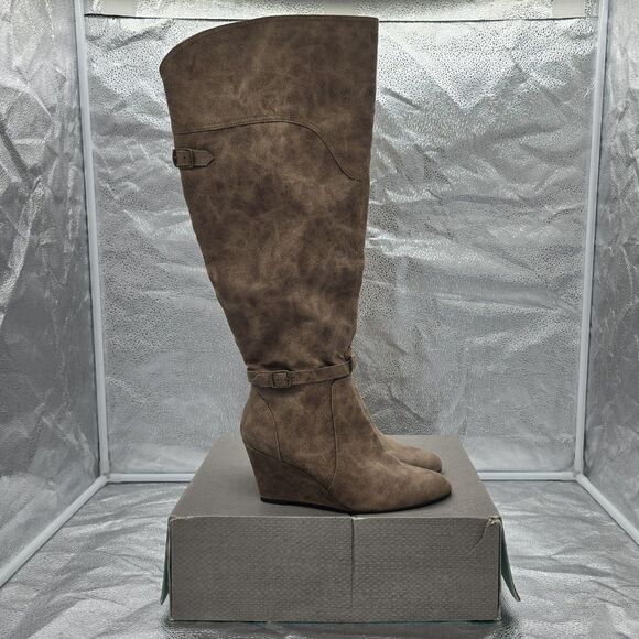 Maurices Luna Distressed Faux Leather Wedge Tall Fall Boot Size 9 Fall Casual - Picture 1 of 7